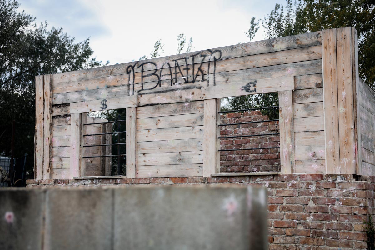 Die Bank von Ghosttown auf The Ghosttown